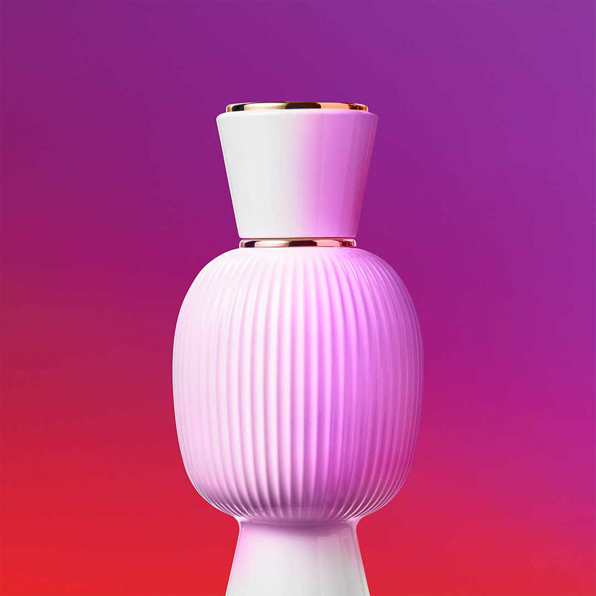 Allegra Magnifying Musk