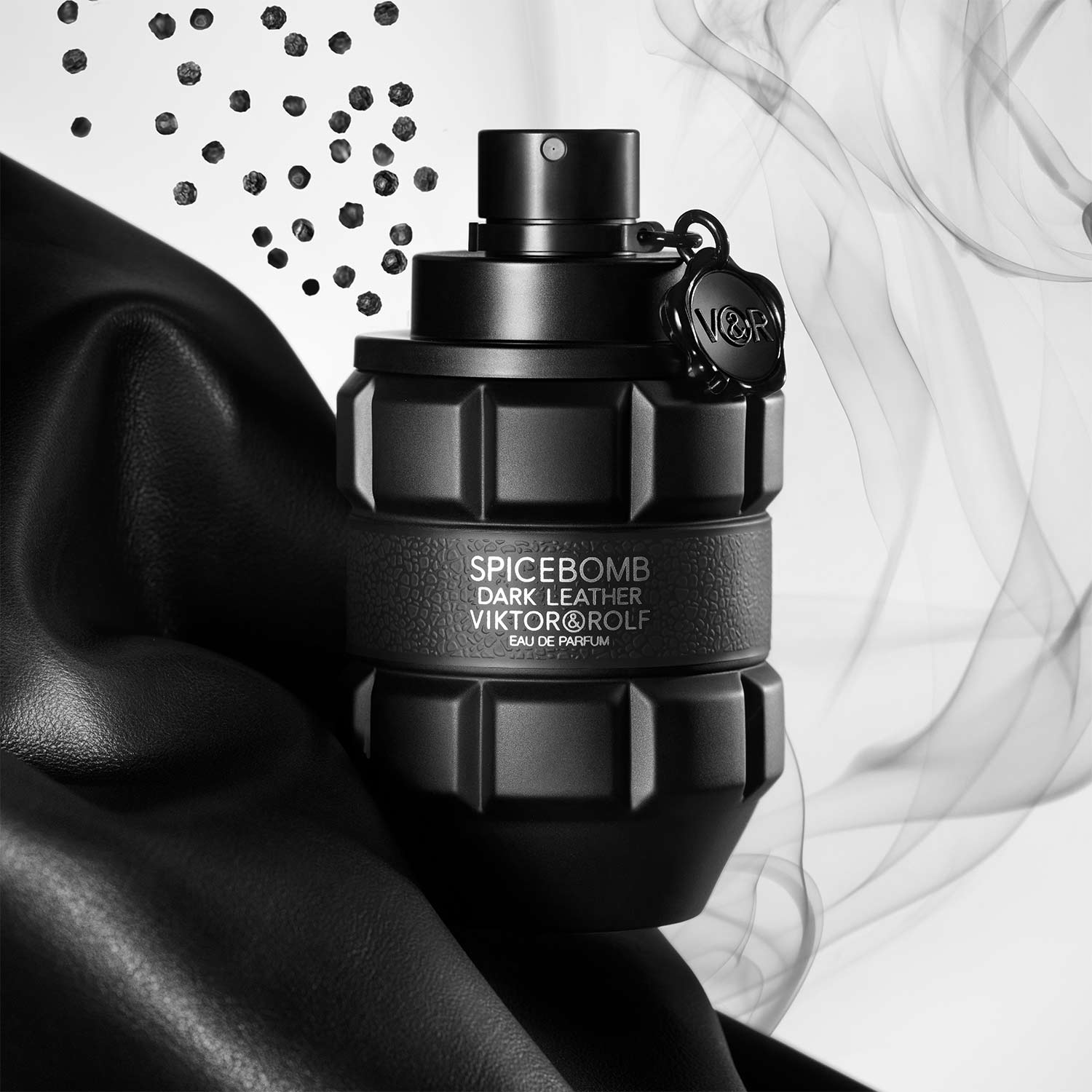 Spicebomb Dark Leather