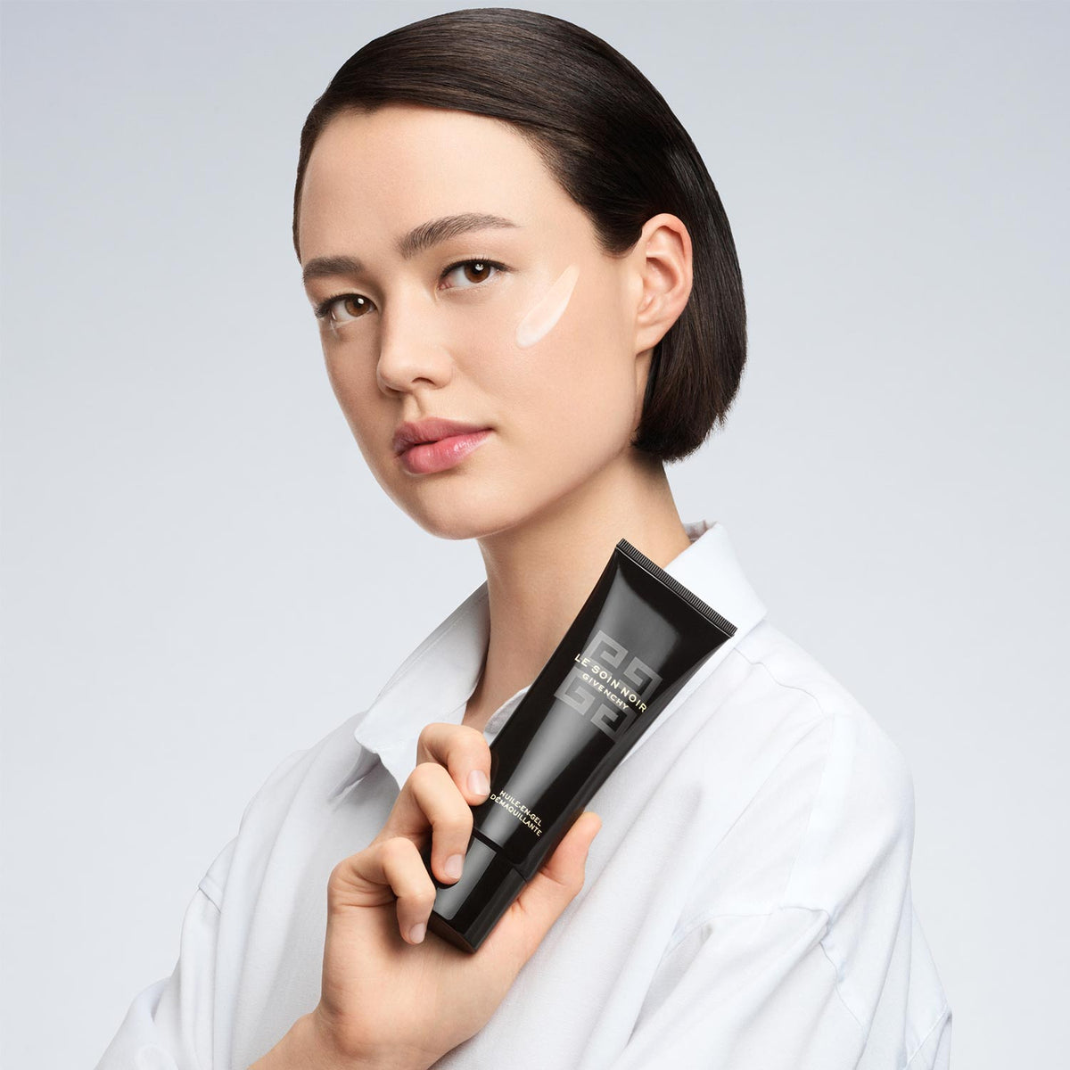Le Soin Noir Oil In Gel Makeup Remover