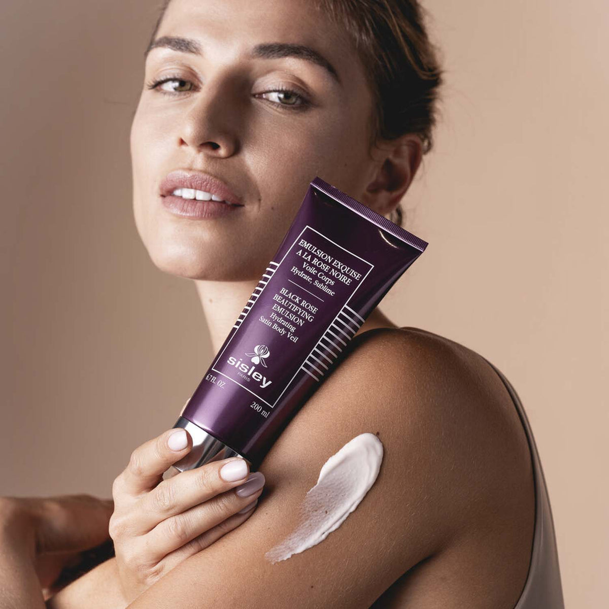 Black Rose Beautifying Emulsion 200 ML