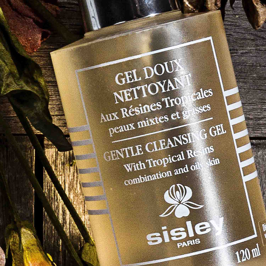 Gentle Cleansing Gel With Tropical Resins 120 ML