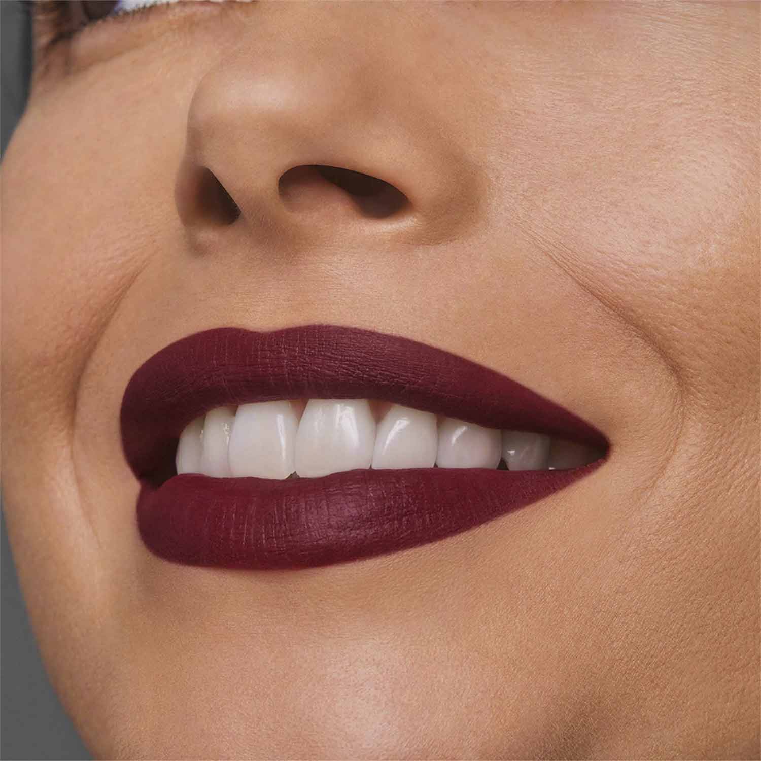 Pure Color Envy Matte Lipstick