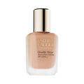 Double Wear Stay in Place Foundation