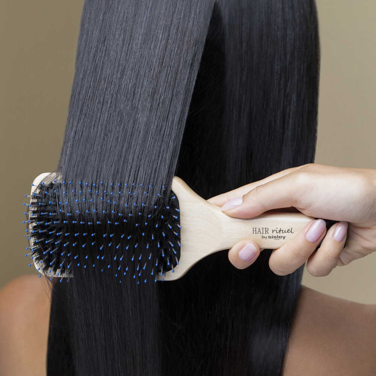 The Brush - Cepillo Brillo y Suavidad