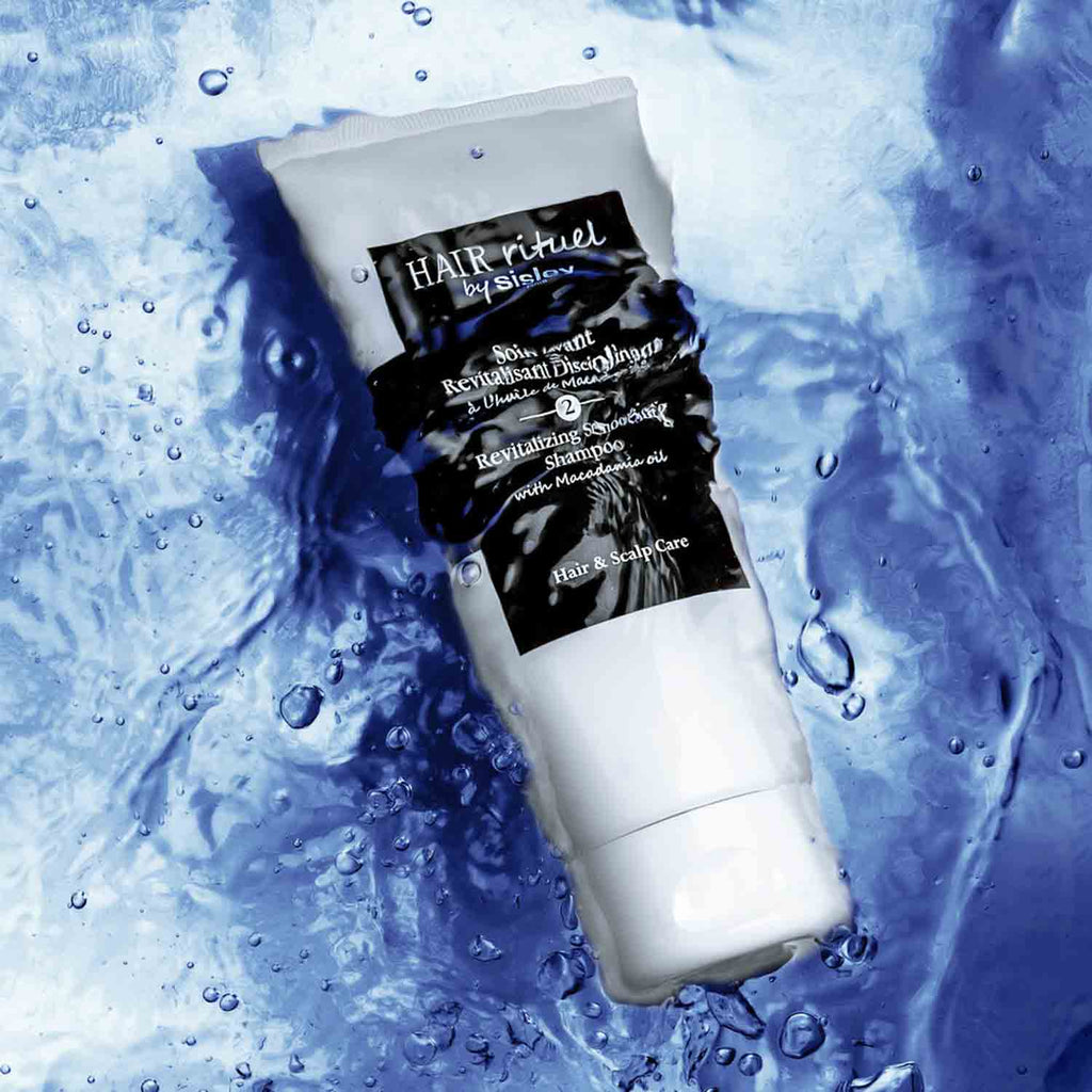 Revitalizing Smoothing Shampoo With Macadamia Oil