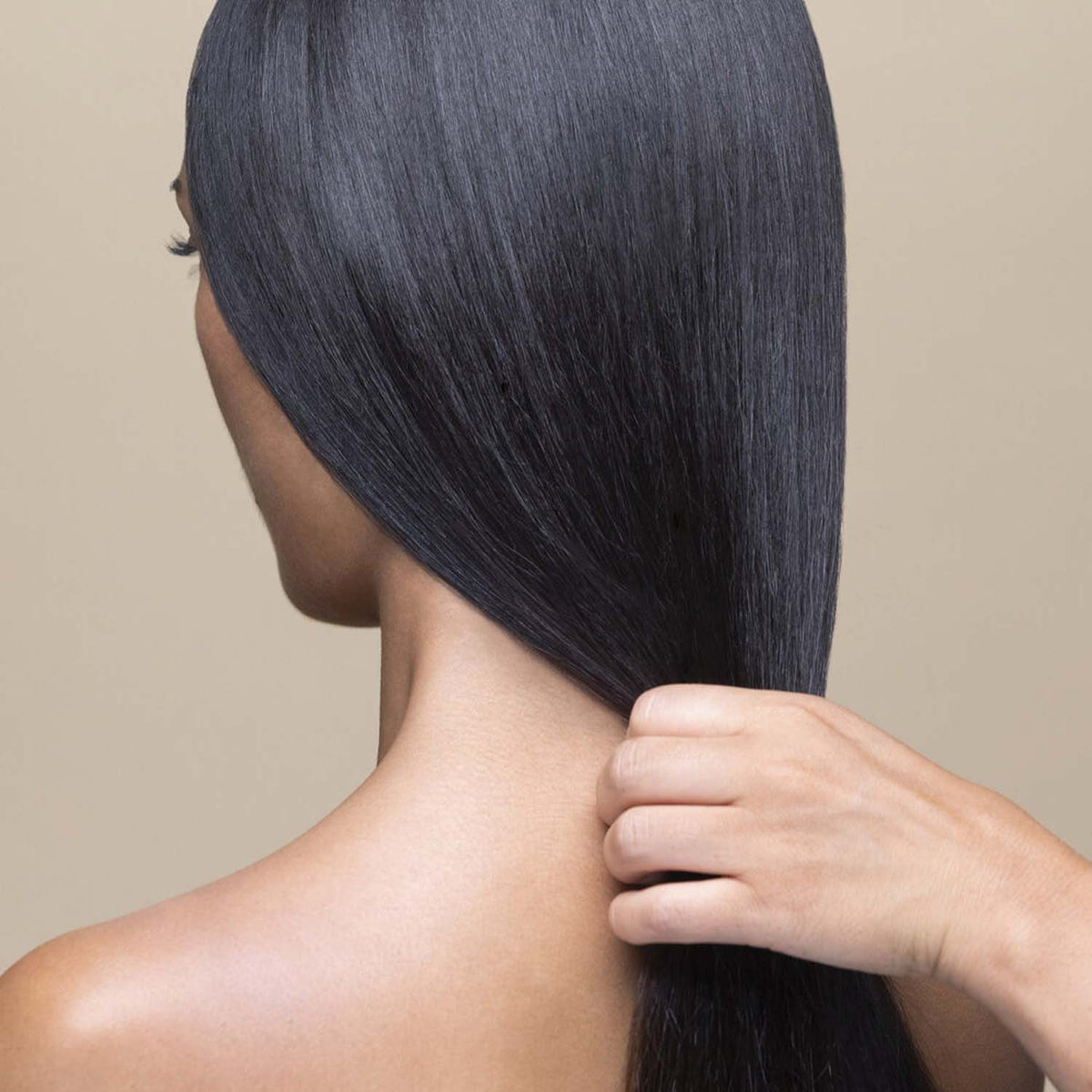 Shampoo Revitalizing Straightening con Aceite de Moringa